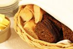 Leivät kartanon tapaan, ole hyvä! Kuva: Tia Yliskylä